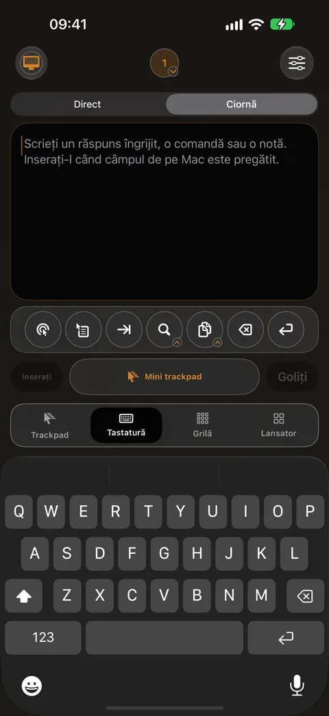 Tastatura de pe iPhone cu o casetă de text care tastează direct pe Mac